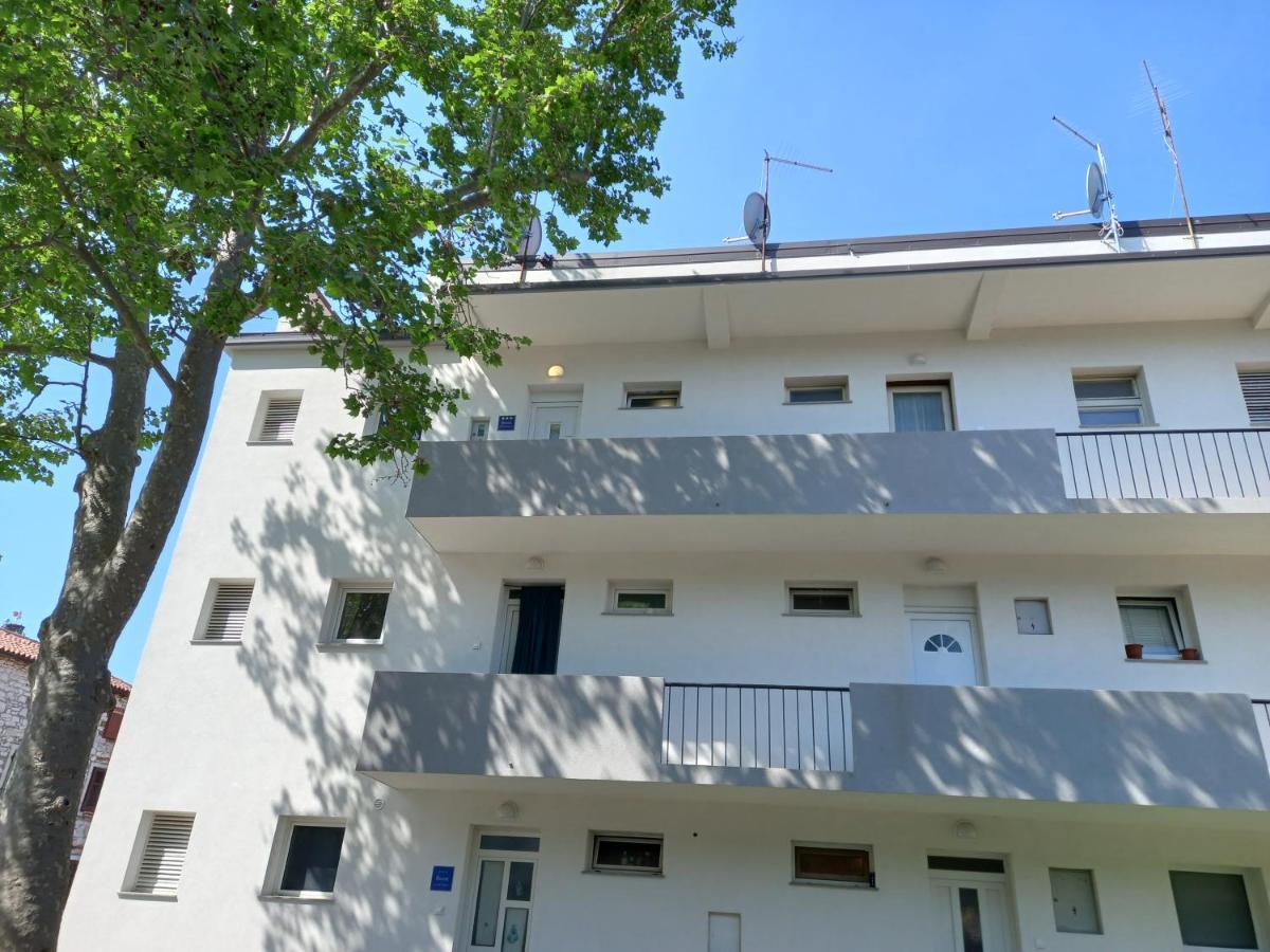 La Piazza Apartment Umag Ngoại thất bức ảnh